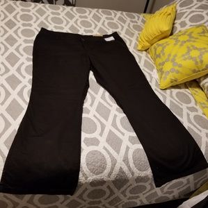 Black kahaki pants